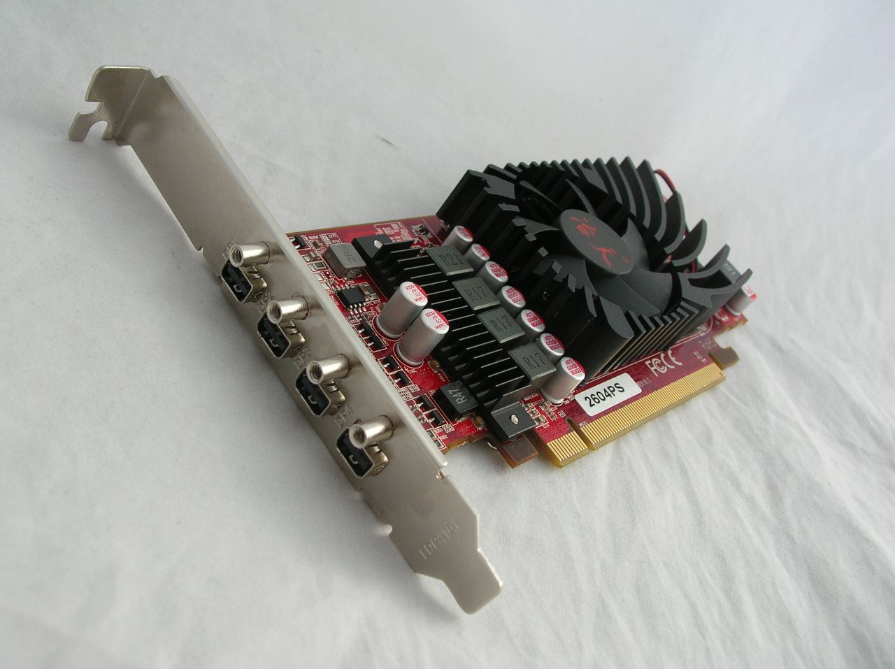 pcidv.com/冶天2604PS四屏mini DP*4路显卡dp带螺丝锁紧固定